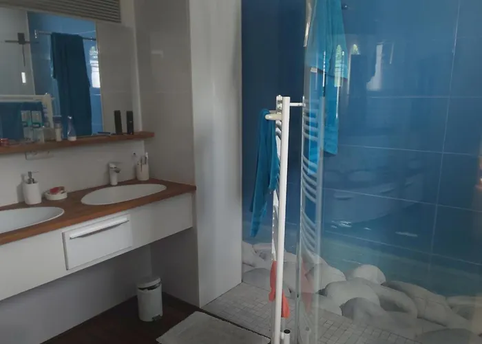 Maison Meublee En Location Courte Duree - 1 Mois Minimum Дом отдыха *